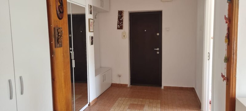 Unirii, Casa Poporului,13 Septembrie stradal