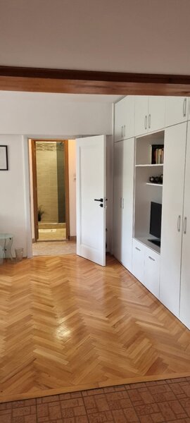 Unirii, Casa Poporului,13 Septembrie stradal